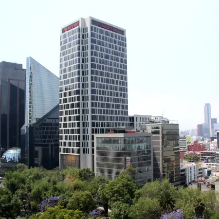 Holiday Inn Express MEXICO REFORMA by IHG Отели рядом с достопримечательностью «Театр «Эль-Милагро»»