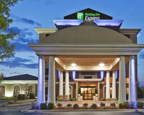 Holiday Inn Express & Suites MIDWEST CITY by IHG Hotels in Oklahoma County