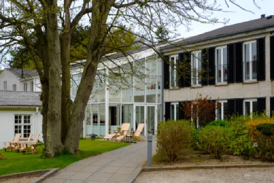 羅斯拿爾斯斯特朗德飯店