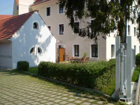 Garni Hotel Zum Hothertor Отели в г. Гёрлиц