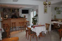 Zum Wiesengrund Landgasthof Hotels in Oberahr