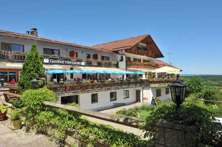 Landgasthof Zum Eibenwald Отели в г. Оберхаузен