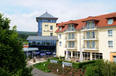 Parkhotel Weiskirchen Отели в г. Нонвайлер