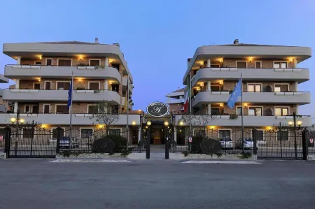 Altea Suites Отели в г. Помеция