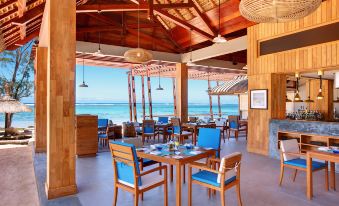 Outrigger Mauritius Beach Resort