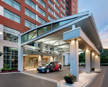 มอร์แกนทาวน์ แมริออท ที่วอเตอร์ฟรอนท์เพลซ โรงแรมในมอร์แกนทาวน์