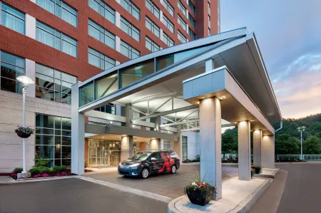 Morgantown Marriott at Waterfront Place Отели в г. Моргантаун