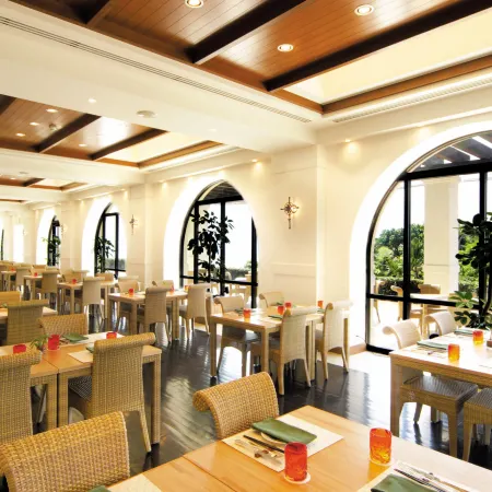 Hotel Nikko Alivila/Yomitan Resort Okinawa