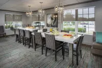 Residence Inn Louisville Northeast - parking