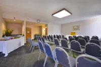 Greenstay Hotel & Suites Central