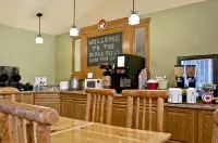 AmericInn by Wyndham Rapid City - breakfast