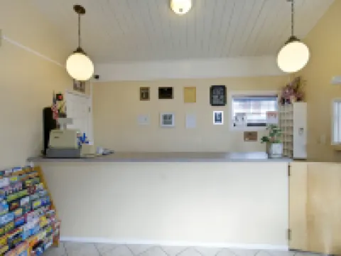 Americas Best Value Inn & Suites Eureka Hotels in Eureka