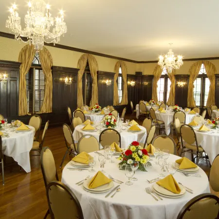 General Francis Marion Hotel