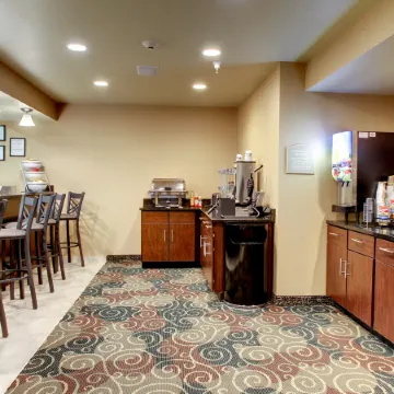 Cobblestone Inn & Suites - Ambridge