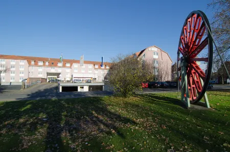 Apart Hotel Sehnde Отели в г. Зенде