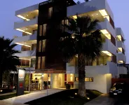 Brasil Suites Boutique Hotel فنادق في غليفادا