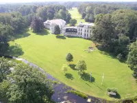 Landgoed Lauswolt Hotel dekat Buitenpost