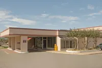 Quality Inn فنادق في Starkville