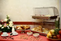 Hotel Cavour - breakfast