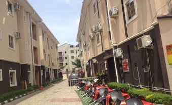 Becca Apartments - Housity