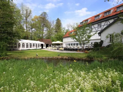 Insel Mühle Hotel Restaurant Biergarten Hotels in Obermenzing