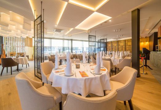 호텔 스파 시설 이미지