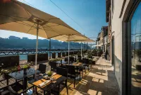 Vila Gale Porto Ribeira Hotels in Porto