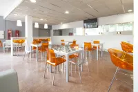 Residencia Universitaria Resa Manuel Agud Querol فنادق في Usurbil