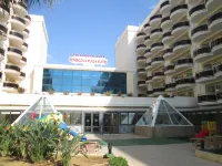 Peñiscola Plaza Suites Hotels near El Parc d'Artilleria