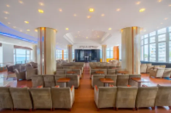 Iberostar Waves Bouganville Playa