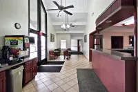 Cadillac Inn Hotels in Clam Lake Township
