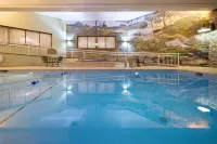 Holiday Inn & Suites des Moines-Northwest Hotels in Urbandale