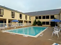 Quality Inn & Suites Exmore Hotels in Wachapreague