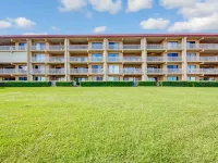 Oceanfront Condo with Spacious Patio and Private Walkway to the Beach by RedAwning