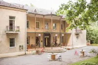 Downtown Forest Hostel & Camping Hotels in 