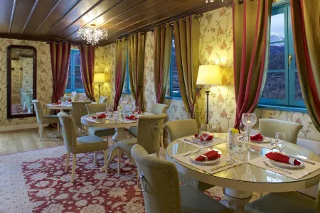 Zagori Suites Luxury Residences Отели в г. Kentriko Zagori