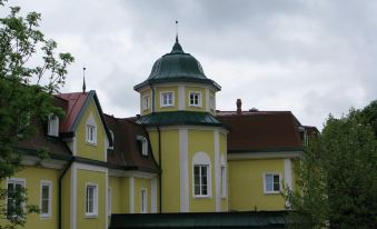 Kurhaus Dr. Petershofer