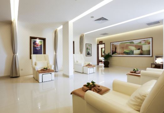 1. 샌디 비치 논 ..