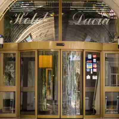 Dacia Hotel Hotel Exterior