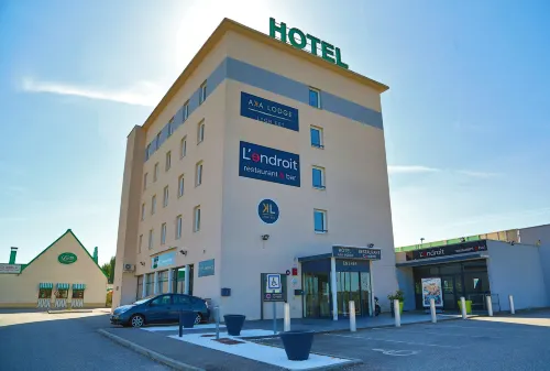 AKA Lodge Lyon Eurexpo Arena Stadium Hotels in Décines-Charpieu