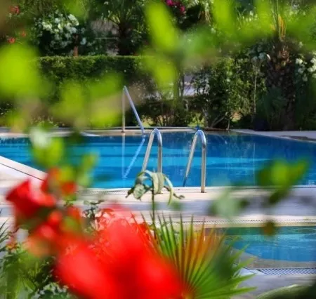 Arkadas Otel