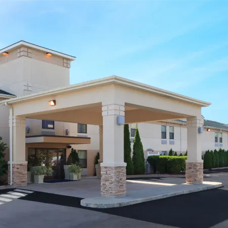 Holiday Inn Express VERNON - MANCHESTER by IHG