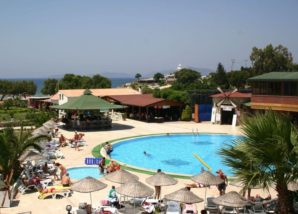 Bendis Beach Hotel