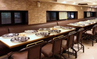 Hotel Maharana Inn Chembur