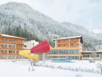 Familienresort Buchau Hotels in Maurach