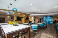 Comfort Suites Fort Lauderdale Airport South & Cruise Port - Morgenmad