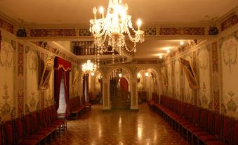 Hotel Independencia - Housity