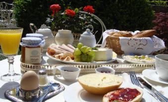 No.31 B&B im Rosengarten - Housity