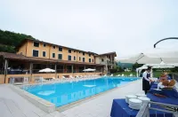 Grand Hotel Elite - Rooftop Pools