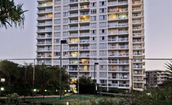 Burleigh Beach Tower